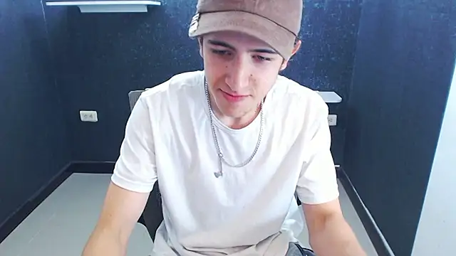 Kerverr  online show from December 15, 1:26 pm