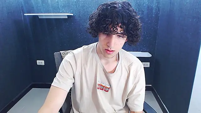 Kerverr  online show from December 18, 3:07 pm