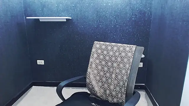 Kerverr  online show from January 12, 1:55 am