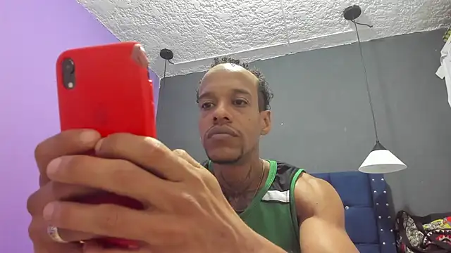 Salomon koude online show from February 10, 4:33 pm