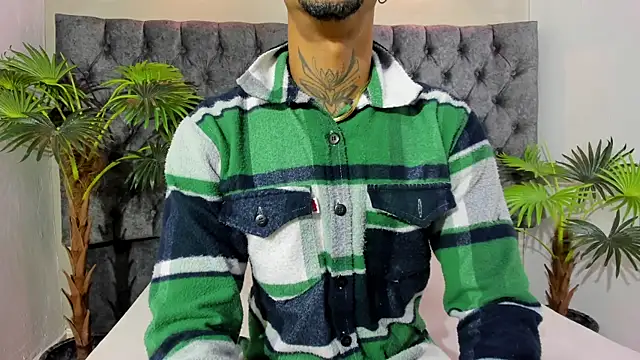 Salomon koude online show from April 14, 4:24 pm