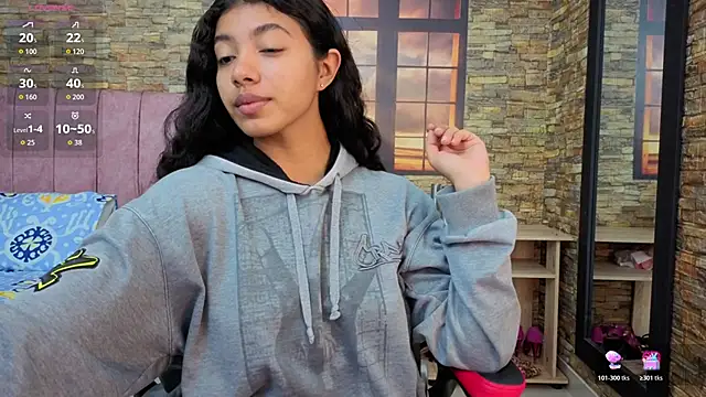 Snapshot of viktorya_xue chatting on October 18, 10:49 am viktorya xue online show from October 18, 10:49 am