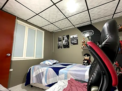 marcel crawford96 online show from December 5, 12:14 pm