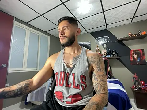 marcel crawford96 online show from December 17, 11:49 am