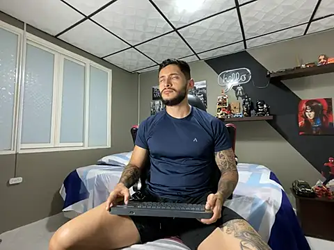 marcel crawford96 online show from April 17, 1:03 pm