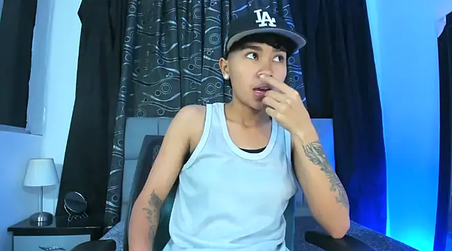 nova sex01 online show from December 6, 11:25 pm