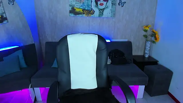 nova sex01 online show from March 11, 4:40 am