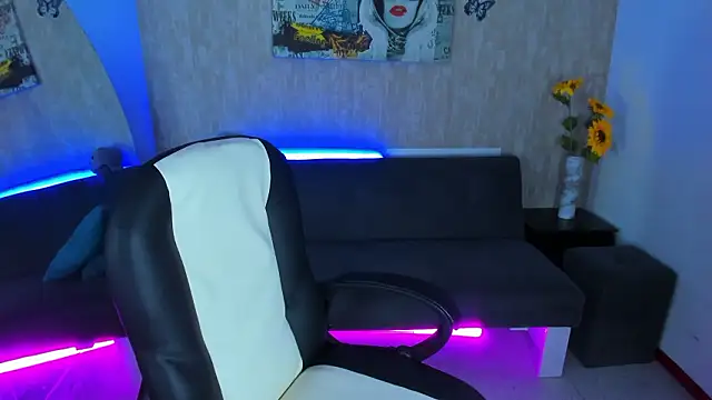 nova sex01 online show from March 26, 8:03 pm