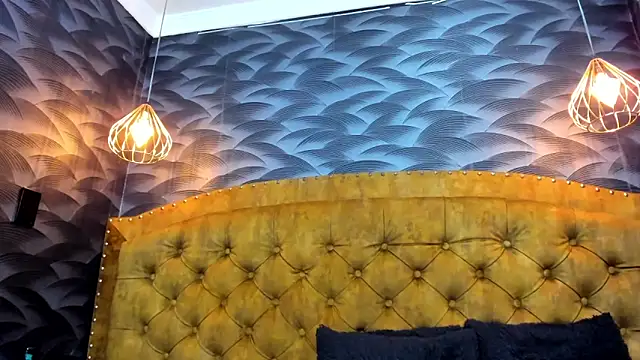 NahomiFireSex online show from February 13, 3:57 am