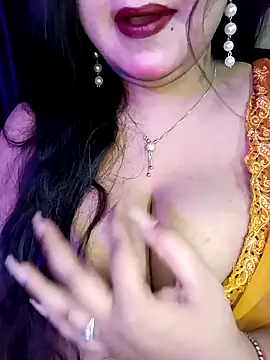 Suhanakhan00 online show from February 23, 4:24 pm