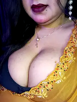 Suhanakhan00 online show from March 2, 5:44 am