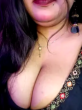 Suhanakhan00 online show from March 8, 5:11 pm