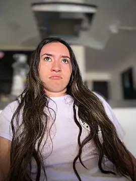 Sophie LS online show from March 7, 2:47 pm