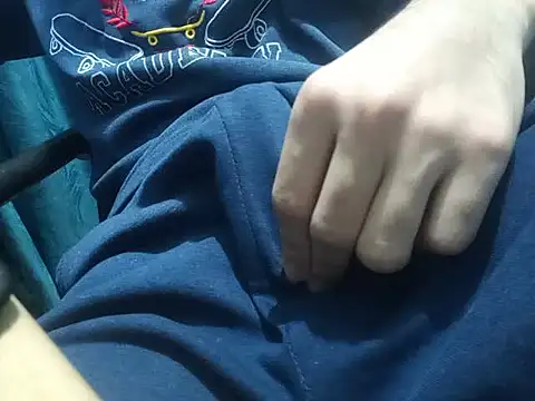 SALLY OMAR  online show from April 12, 9:09 pm