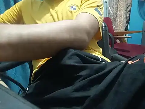 SALLY OMAR  online show from April 20, 7:37 pm