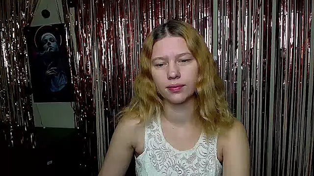 StellaCRL online show from November 22, 7:18 am