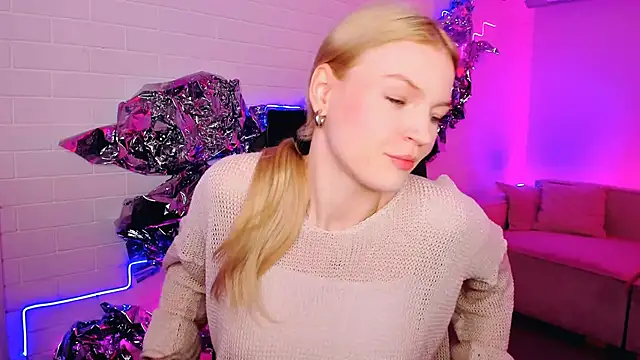 GraceGlamour online show from December 22, 5:12 am