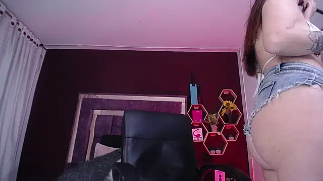 AnabelleGron online show from November 6, 2:12 am