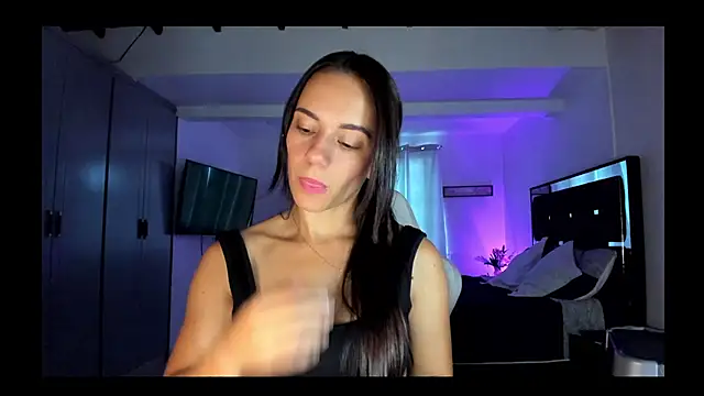 Snapshot of Sara_lopez_28 chatting on August 5, 1:25 pm Sara lopez 28 online show from August 5, 1:25 pm