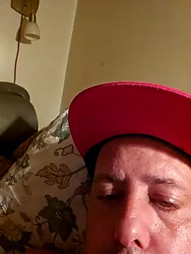 HeteroHotGuy1 online show from September 20, 8:32 pm
