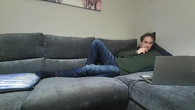 basquehotboy online show from January 15, 9:41 pm