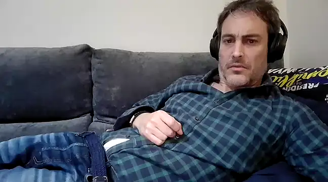 basquehotboy online show from March 15, 10:44 pm