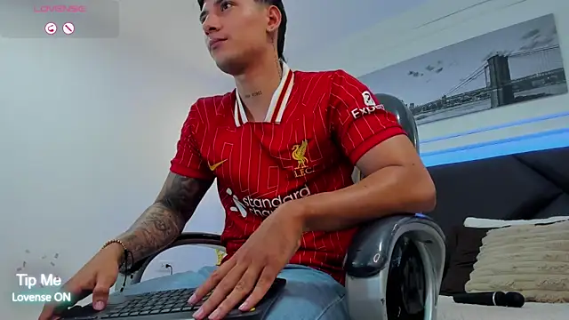 Damian23   online show from January 5, 5:27 pm