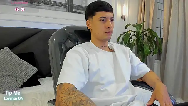 Damian23   online show from February 13, 12:34 pm