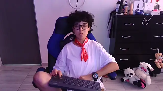 Snapshot of thomascooper7 chatting on February 25, 7:12 pm thomascooper7 online show from February 25, 7:12 pm