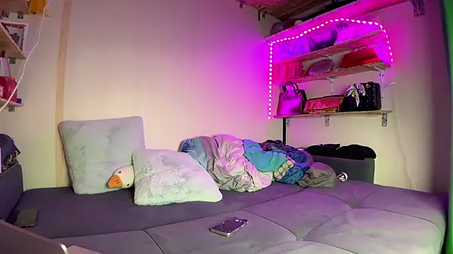 akimrix guli online show from January 16, 1:58 pm