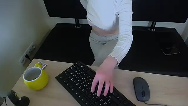 LaimaV  online show from November 9, 9:51 am