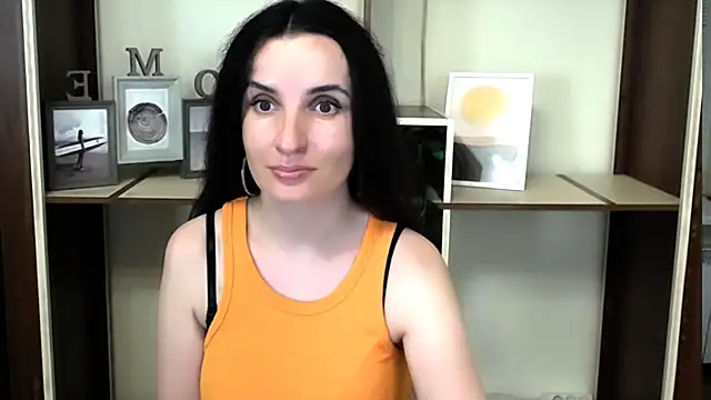 Snapshot of LaimaV_ chatting on June 27, 6:02 pm LaimaV online show from June 27, 6:02 pm