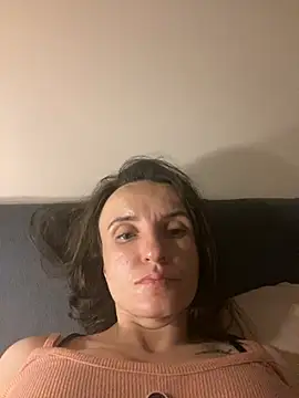 Snapshot of LaimaV_ chatting on July 16, 9:32 pm LaimaV online show from July 16, 9:32 pm