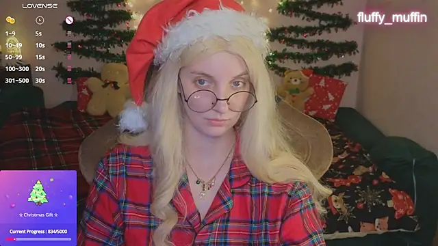 Snapshot of Fluffy_muffin_ chatting on December 22, 7:10 pm Fluffy muffin online show from December 22, 7:10 pm