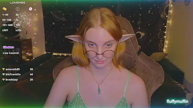 Snapshot of Fluffy_muffin_ chatting on February 2, 10:06 pm Fluffy muffin online show from February 2, 10:06 pm