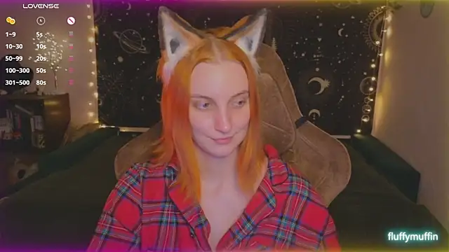 Snapshot of Fluffy_muffin_ chatting on February 23, 6:56 pm Fluffy muffin online show from February 23, 6:56 pm