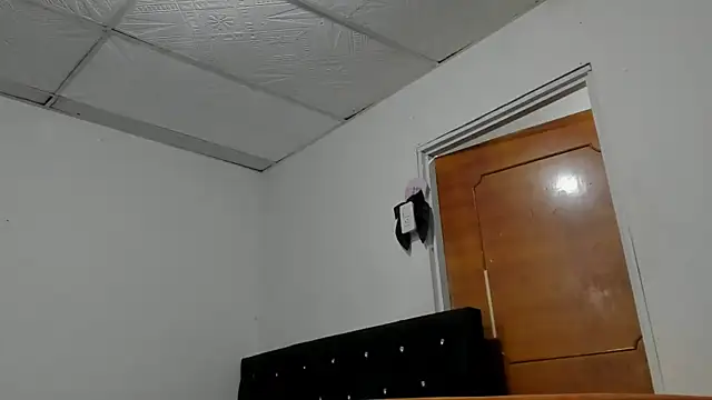 Snapshot of chloe_evanx_ chatting on January 18, 10:17 pm chloe evanx online show from January 18, 10:17 pm