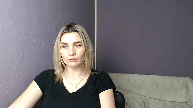 Snapshot of _sexy_lady chatting on February 20, 7:30 pm sexy lady online show from February 20, 7:30 pm