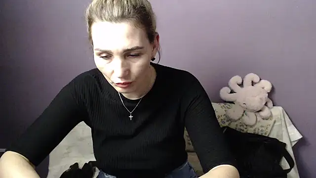  sexy lady online show from November 13, 1:10 pm