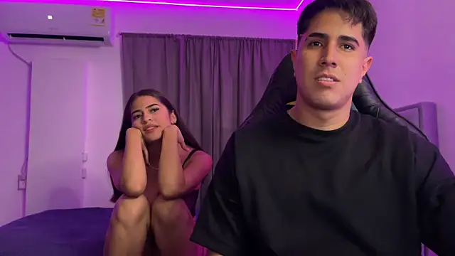 Snapshot of dereckbrownn chatting on January 17, 11:18 pm dereckbrownn online show from January 17, 11:18 pm