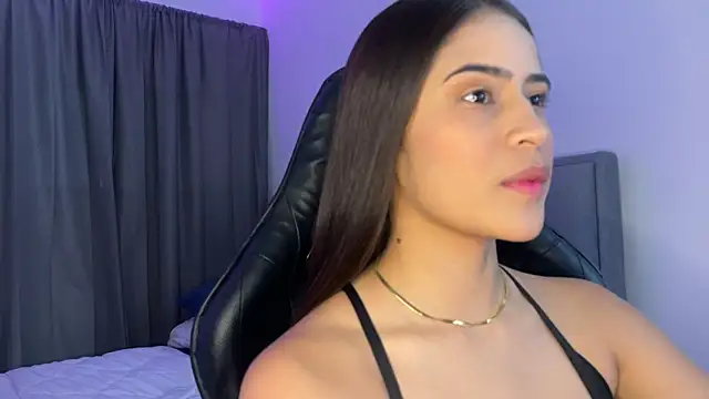 Snapshot of dereckbrownn chatting on March 18, 1:21 am dereckbrownn online show from March 18, 1:21 am