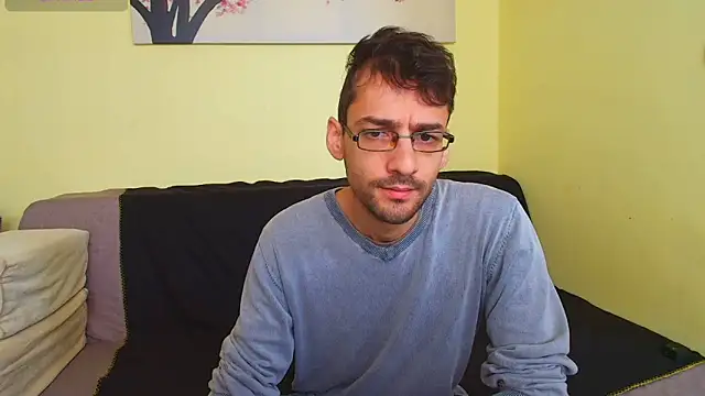 Snapshot of HungEddy chatting on October 9, 12:25 pm HungEddy online show from October 9, 12:25 pm