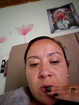 Snapshot of RenataSexy_ chatting on March 3, 5:41 pm RenataSexy online show from March 3, 5:41 pm