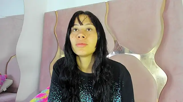 Snapshot of Sofia-candyht chatting on June 30, 8:32 pm Sofia-candyht online show from June 30, 8:32 pm