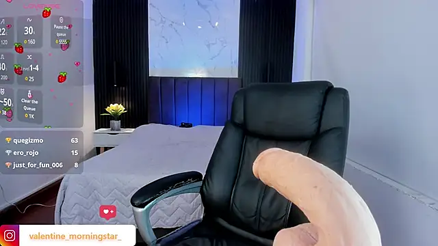 Snapshot of Gianna_foxy chatting on December 3, 4:58 am Gianna foxy online show from December 3, 4:58 am