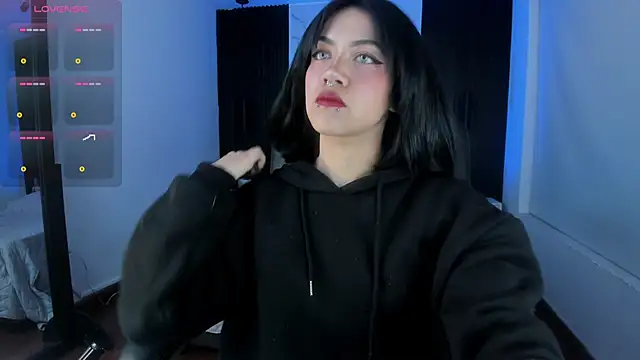 Snapshot of Gianna_foxy chatting on December 4, 5:16 am Gianna foxy online show from December 4, 5:16 am