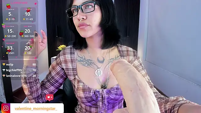 Snapshot of Gianna_foxy chatting on January 24, 8:23 am Gianna foxy online show from January 24, 8:23 am