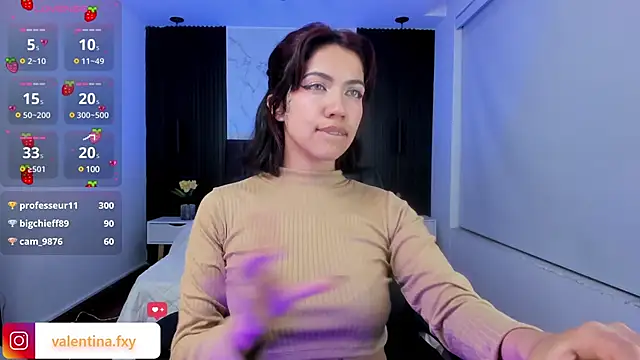 Snapshot of Gianna_foxy chatting on March 22, 10:39 am Gianna foxy online show from March 22, 10:39 am