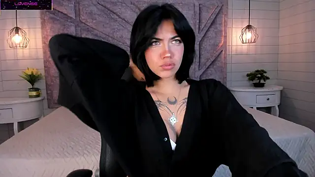 Snapshot of Gianna_foxy chatting on June 19, 2:10 pm Gianna foxy online show from June 19, 2:10 pm