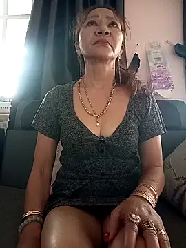 Baby-sexysweet69 online show from October 15, 2:55 am